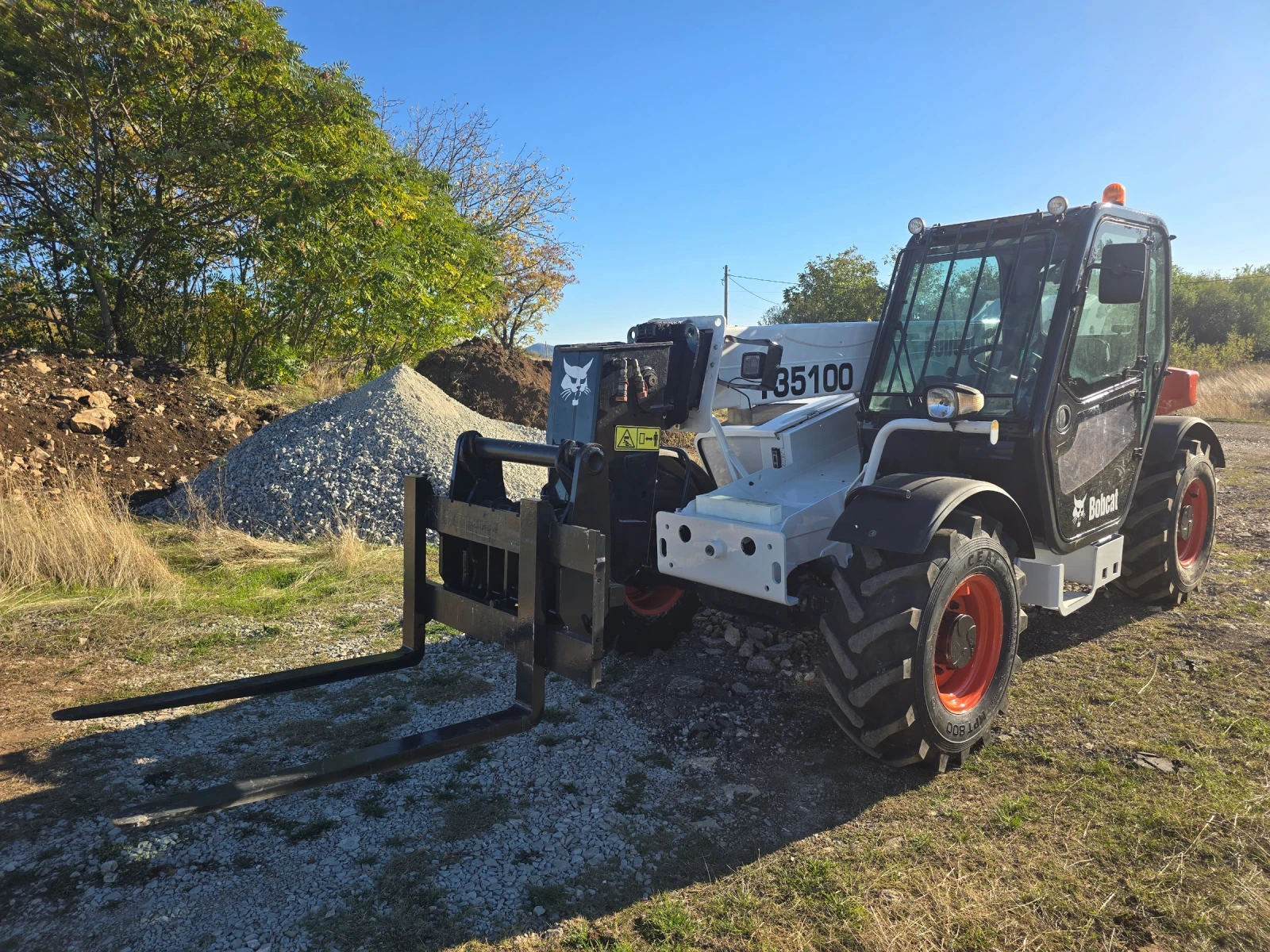 Телескопичен товарач Bobcat T35100, снимка 8 - Селскостопанска техника - 54497808