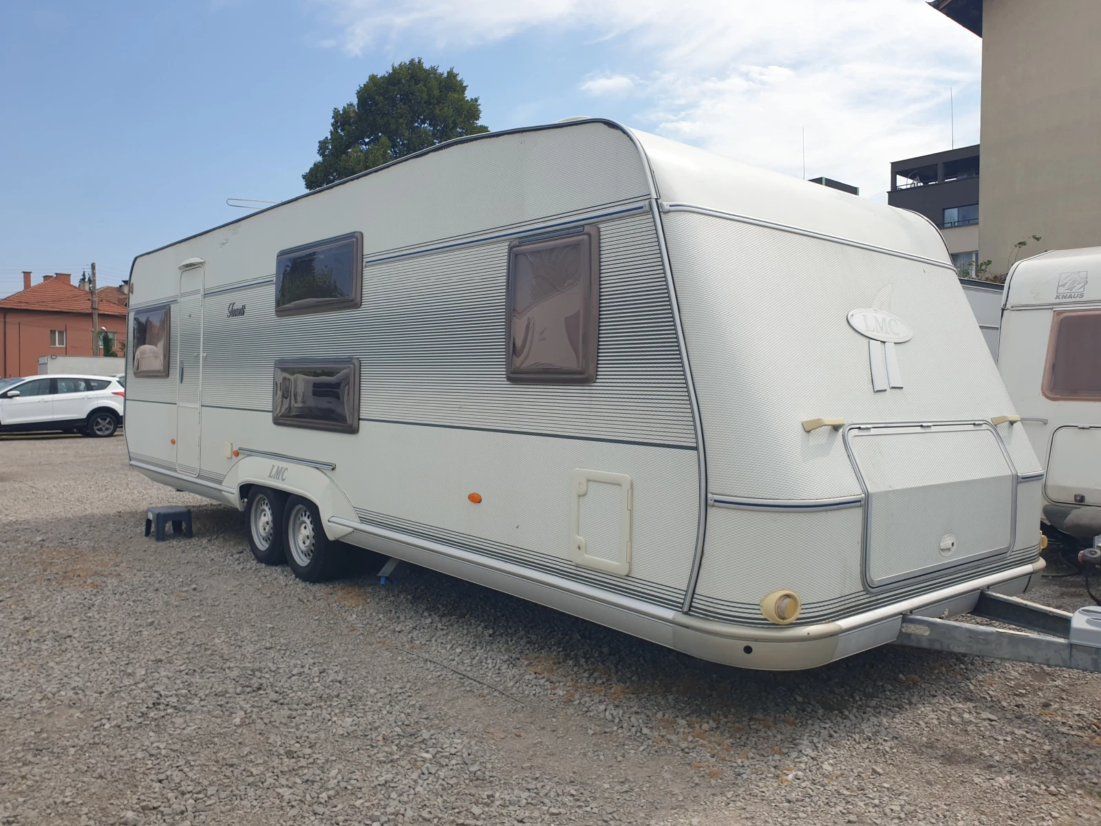  LMC 720 | Mobile.bg   1