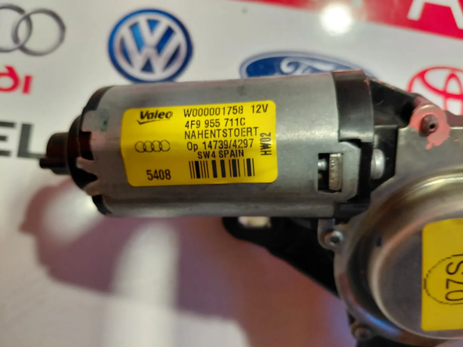 4F9955711C  ������� ����� �������� AUDI A4 B8  Valeo W000001758 | Mobile.bg � ����������� 2