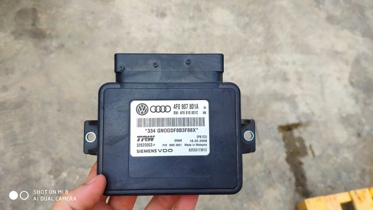 Радио модул за Audi A6 4F C6 4f0907810
