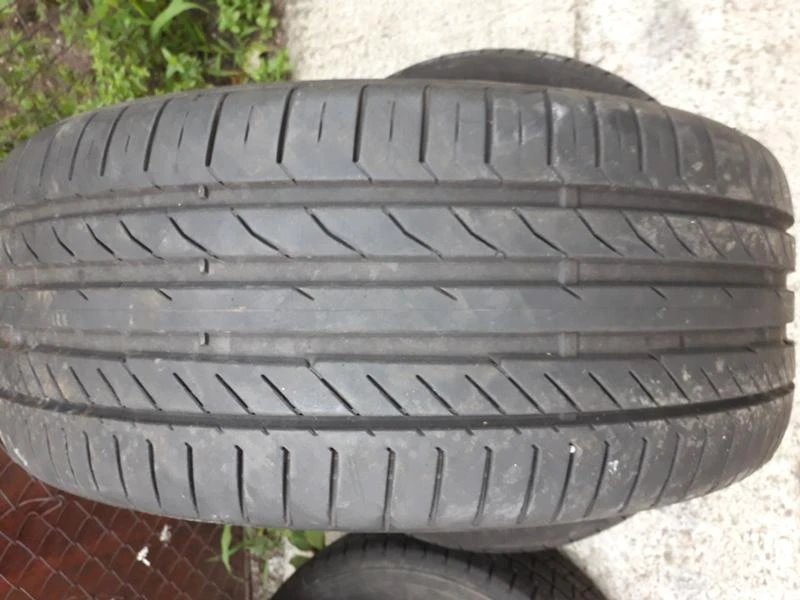 Гуми Летни 245/45R19, снимка 1 - Гуми и джанти - 22164873