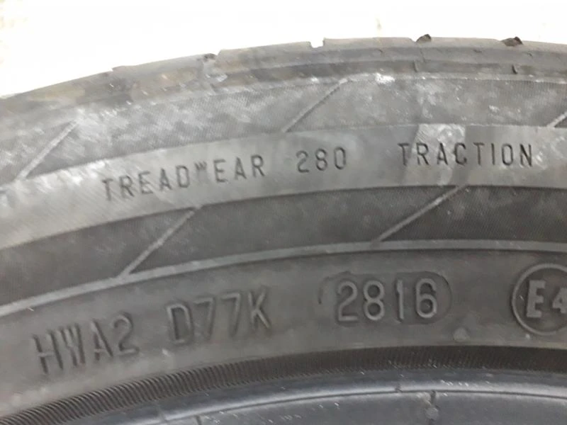 Гуми Летни 245/45R19, снимка 5 - Гуми и джанти - 22164873