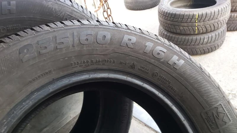 Гуми Зимни 235/60R16, снимка 7 - Гуми и джанти - 27571669