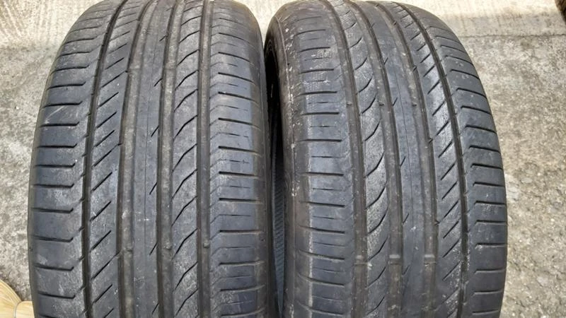 Гуми Летни 245/45R19, снимка 1 - Гуми и джанти - 28768103