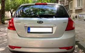 Kia Ceed 1.6 CRDI 115 hp Facelift, снимка 7 - Автомобили и джипове - 42222939