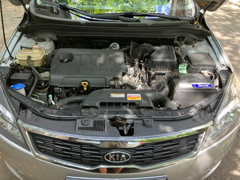 Kia Ceed 1.6 CRDI 115 hp Facelift, снимка 8 - Автомобили и джипове - 42222939