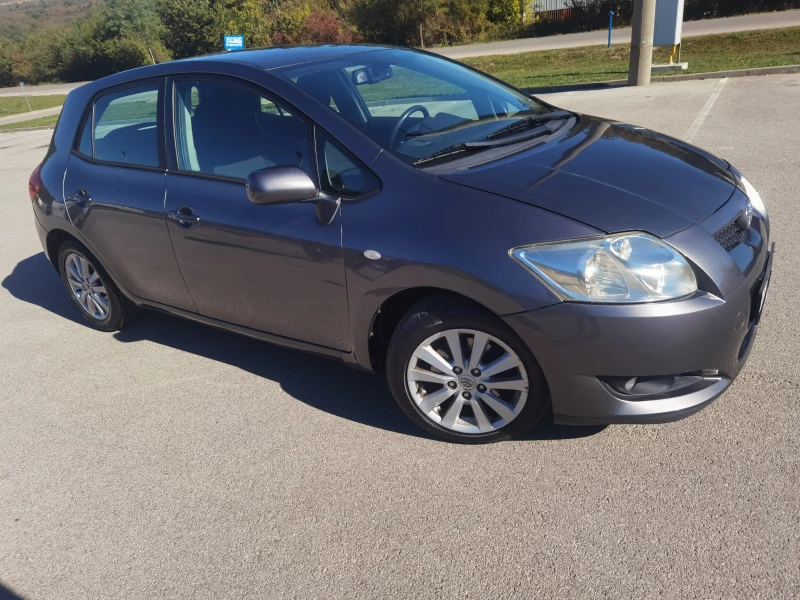 Toyota Auris, снимка 12 - Автомобили и джипове - 47664370