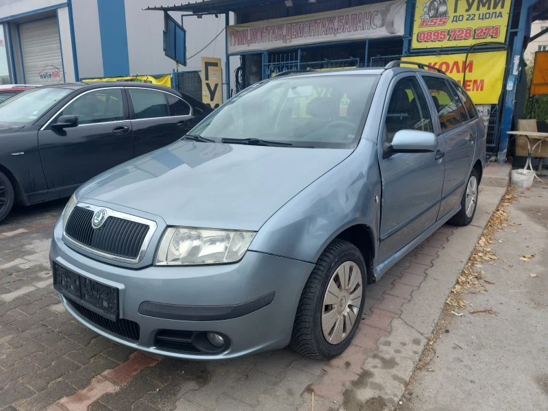 Skoda Fabia 1.4 бензин клима , снимка 3 - Автомобили и джипове - 47989267