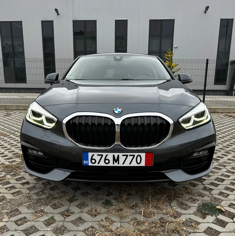 BMW 120 D xDrive/Shadow Line/VIRTUAL/Distronic/HEAD UP/LED, снимка 2 - Автомобили и джипове - 49489270