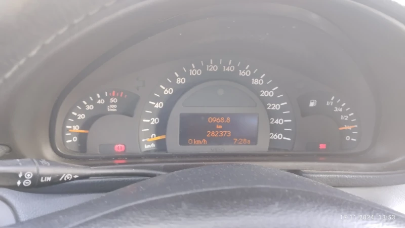 Mercedes-Benz C 220 2.2 CDI, снимка 11 - Автомобили и джипове - 48085284