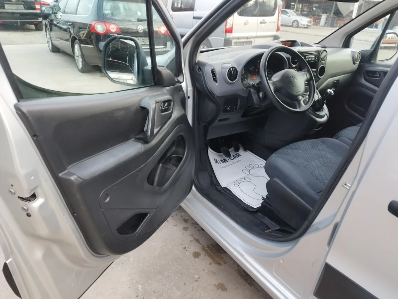 Peugeot Partner 1.6i 16v, снимка 9 - Автомобили и джипове - 48213217