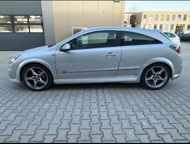 Opel Astra Gtc Turbo, снимка 3 - Автомобили и джипове - 48348035