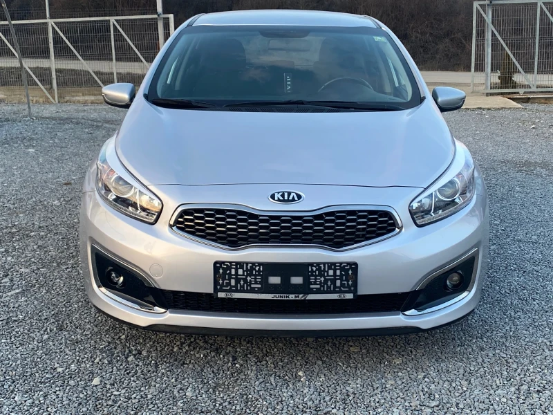 Kia Ceed 1.4 i 92 000 км, снимка 1 - Автомобили и джипове - 48908349