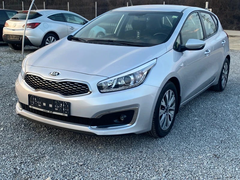 Kia Ceed 1.4 i 92 000 км, снимка 2 - Автомобили и джипове - 48908349