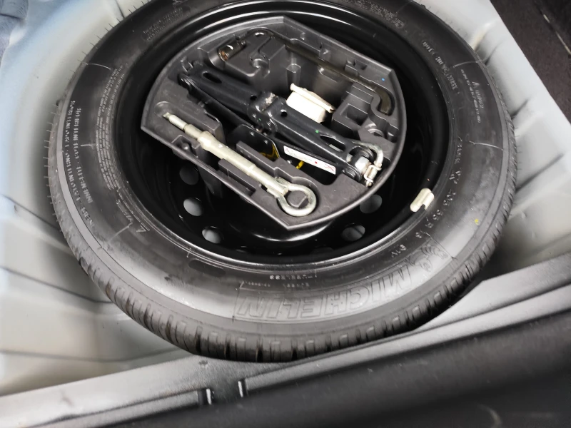 Citroen C4 1.6HDi* EURO5A* Klimatronik* , снимка 12 - Автомобили и джипове - 52293670