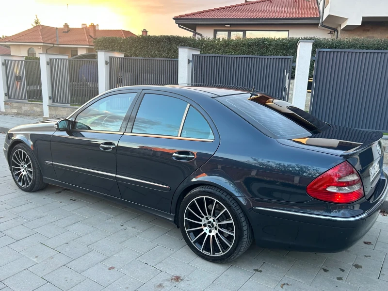 Mercedes-Benz E 270 РЕДОВИ МОТОР ВСИЧКИ ЕКСТРИ! , снимка 4 - Автомобили и джипове - 52593197