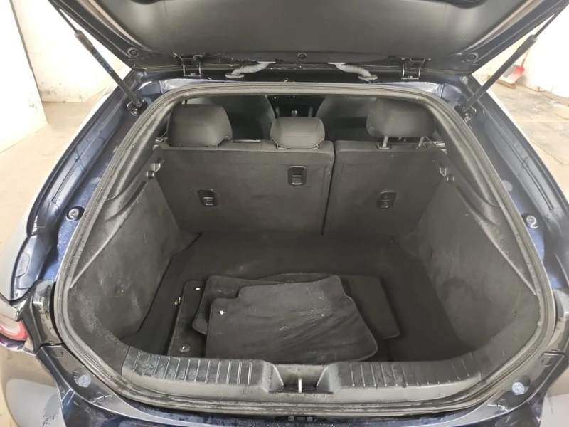 Mazda 3 * GX * CARFAX * БЕЗ ПЪРВОНАЧАЛНА ВНОСКА, снимка 16 - Автомобили и джипове - 52929604