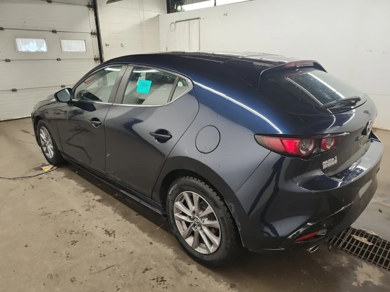 Mazda 3 * GX * CARFAX * БЕЗ ПЪРВОНАЧАЛНА ВНОСКА, снимка 4 - Автомобили и джипове - 52929604