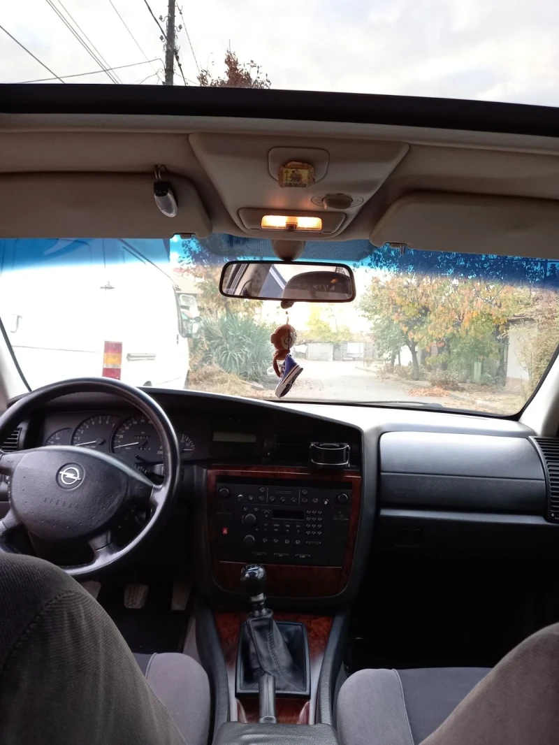 Opel Omega Газ, снимка 9 - Автомобили и джипове - 53037325