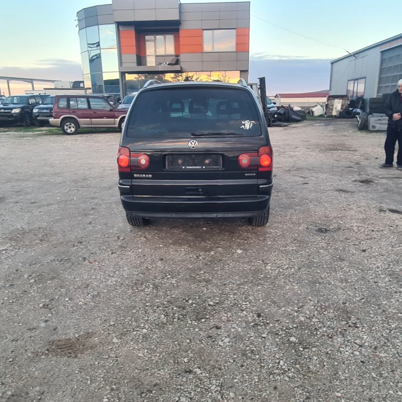 VW Sharan 1.9TDI, снимка 6 - Автомобили и джипове - 53057692