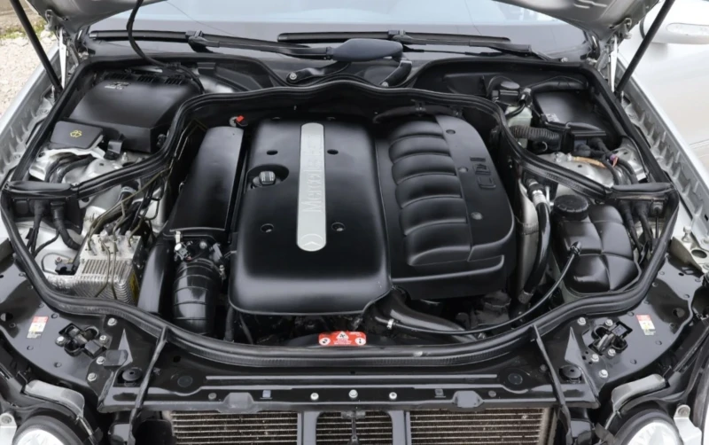 Mercedes-Benz E 320 Avangarde redovi, снимка 17 - Автомобили и джипове - 53416240