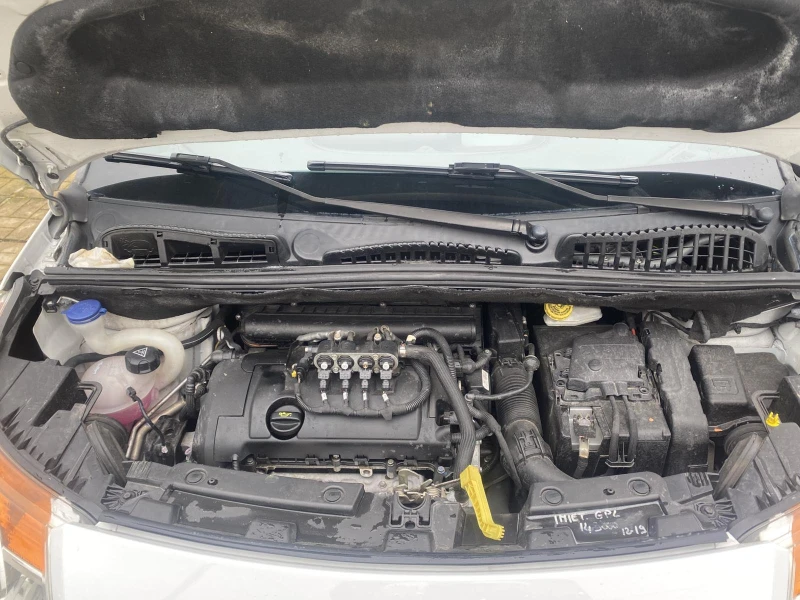 Citroen C3 Picasso, снимка 10 - Автомобили и джипове - 53496106