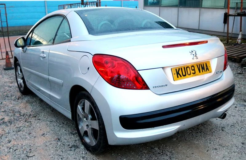 Peugeot 207 cc 1.6 16V, снимка 7 - Автомобили и джипове - 35122702