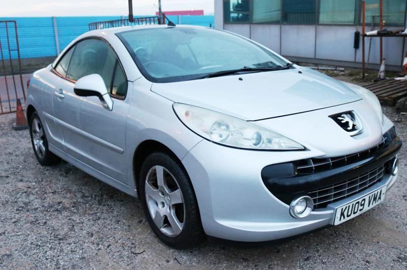 Peugeot 207 cc 1.6 16V, снимка 4 - Автомобили и джипове - 35122702