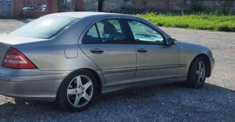 Mercedes-Benz C 180, снимка 1 - Автомобили и джипове - 49132187