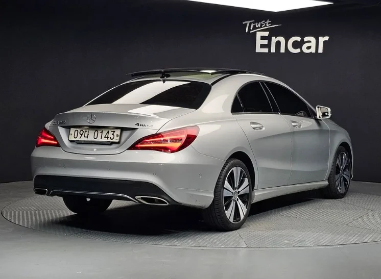 Mercedes-Benz CLA 250 2.5 4MATIC - изображение 2