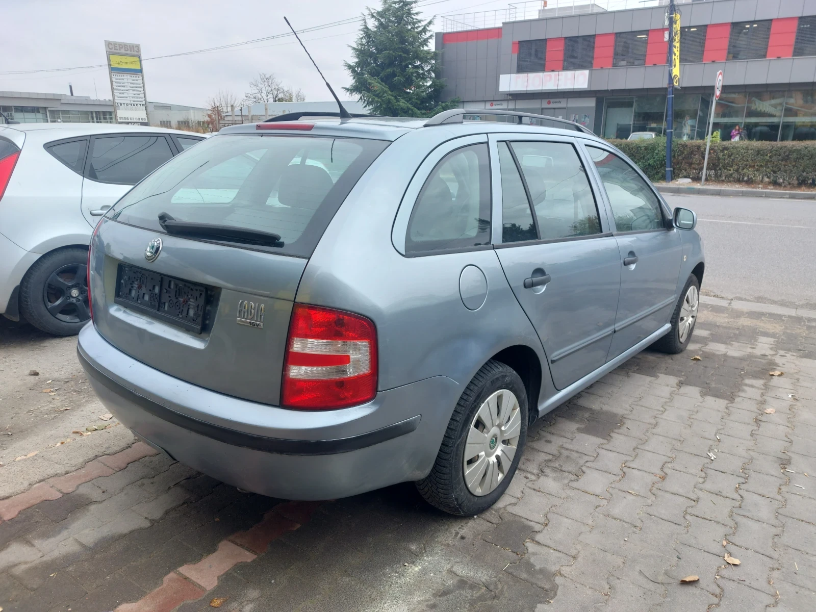 Skoda Fabia 1.4 бензин клима  - изображение 6