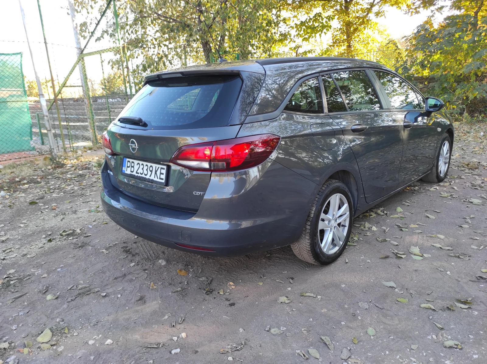 Opel Astra 1.6TDCI 95кс - изображение 5