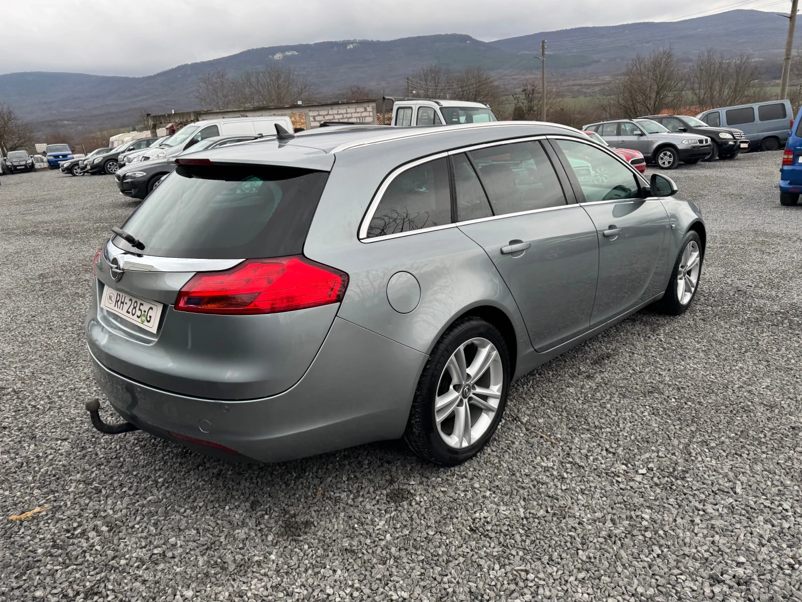 Opel Insignia 2.0 - изображение 3