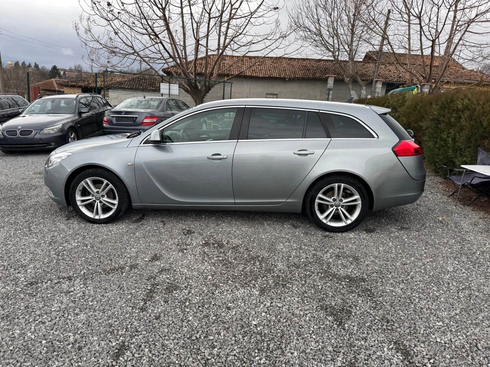 Opel Insignia 2.0 - изображение 5