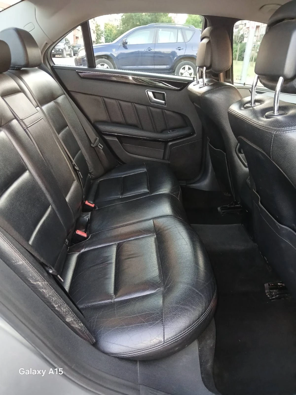 Mercedes-Benz E 220 2.2 цди - изображение 10