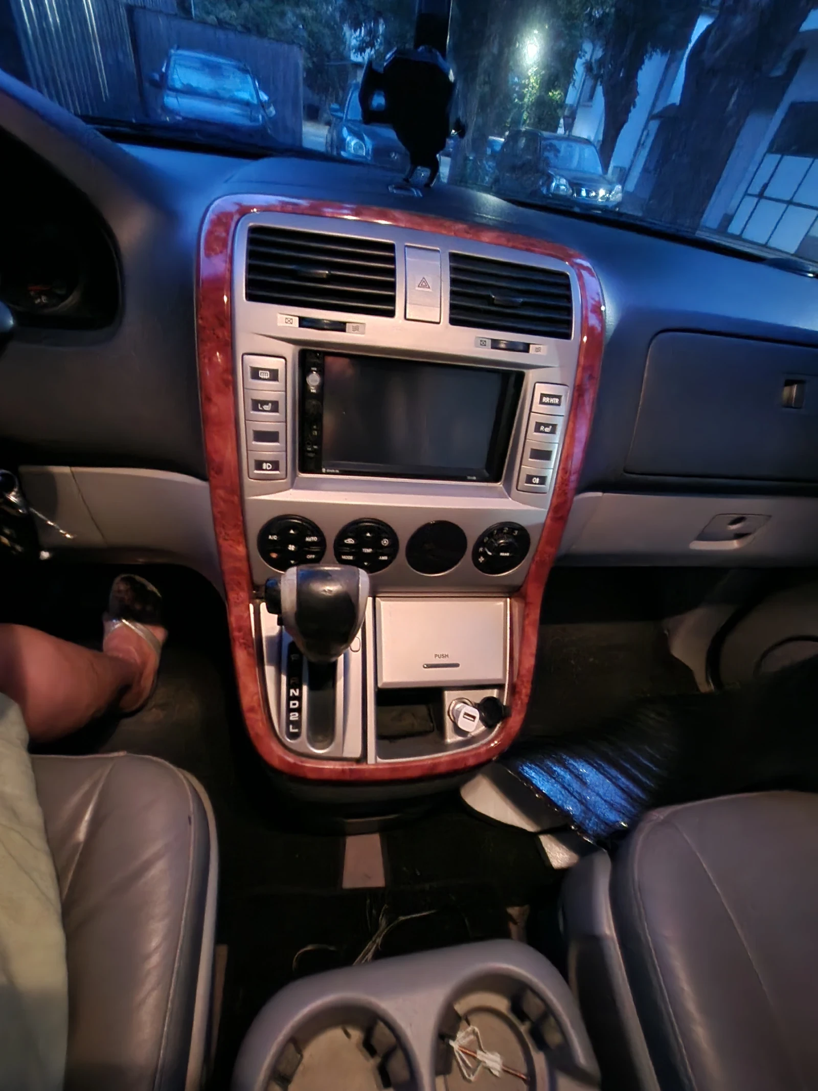 Kia Carnival  - изображение 4