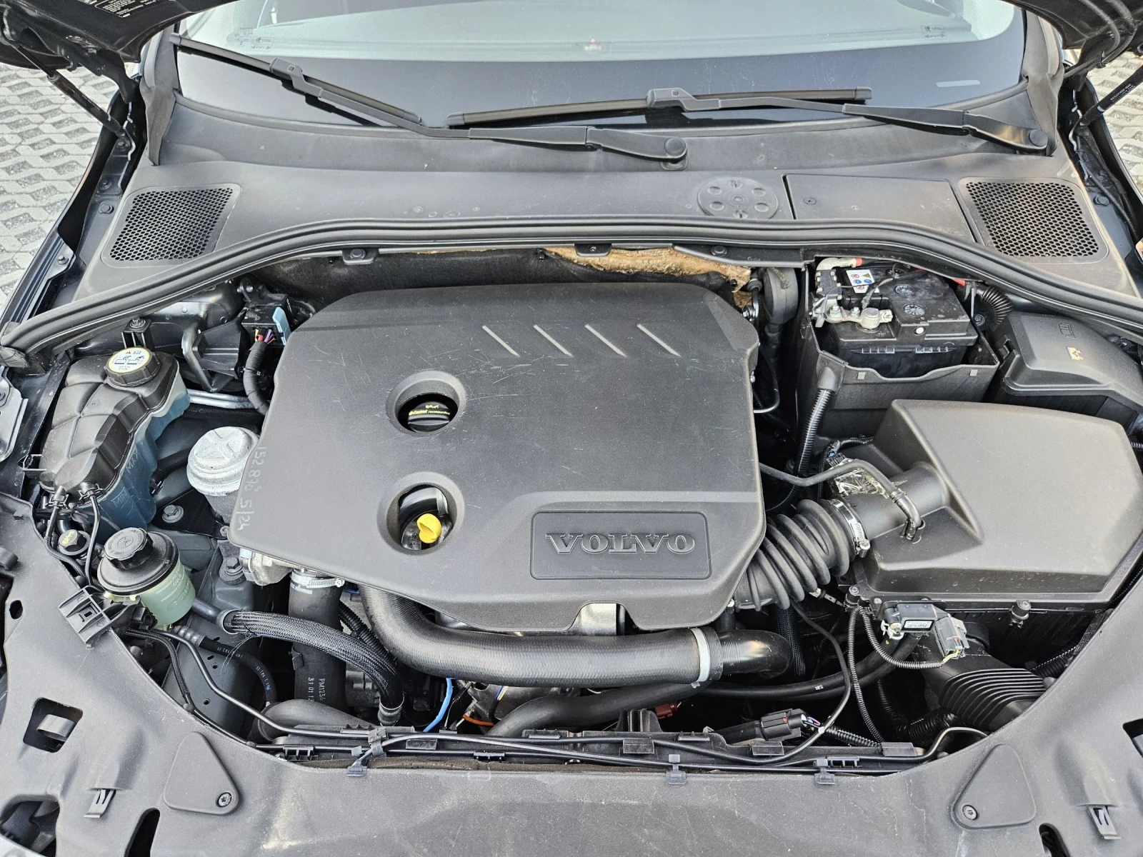 Volvo S60 1.6Drive-114kc= 6= 162.000=   | Mobile.bg   17