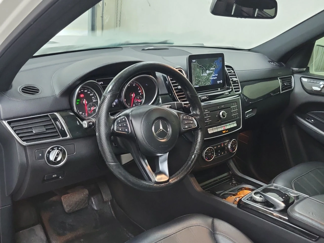 Mercedes-Benz GLS 450 * АВТО КРЕДИТ* ЦЕНА ДО БГ * CARFAX *  - изображение 10