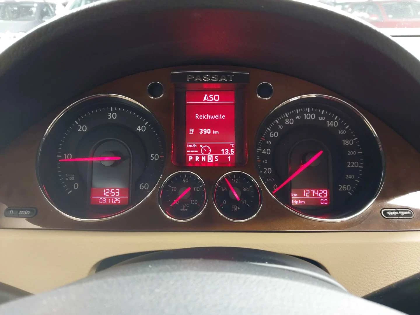 VW Passat 2.0 TDI        | Mobile.bg   13