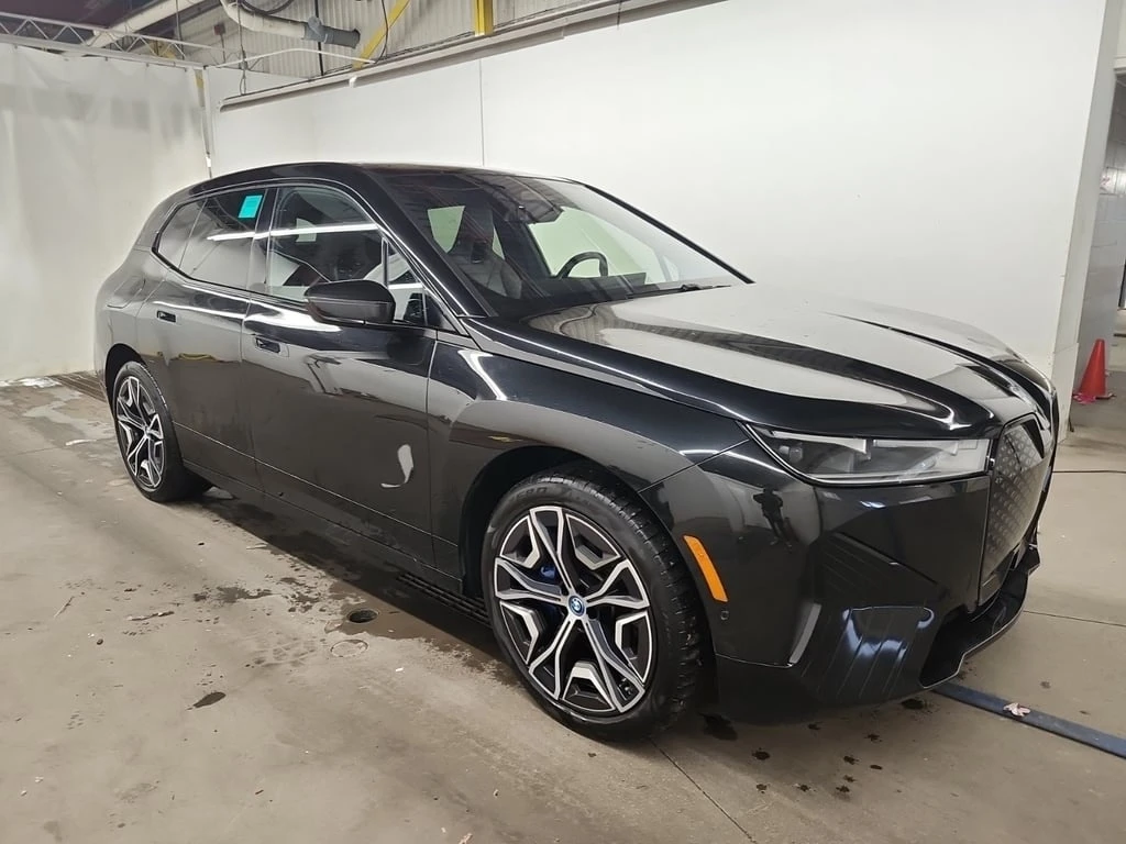 BMW iX * XDRIVE50 * CARFAX *  - изображение 2