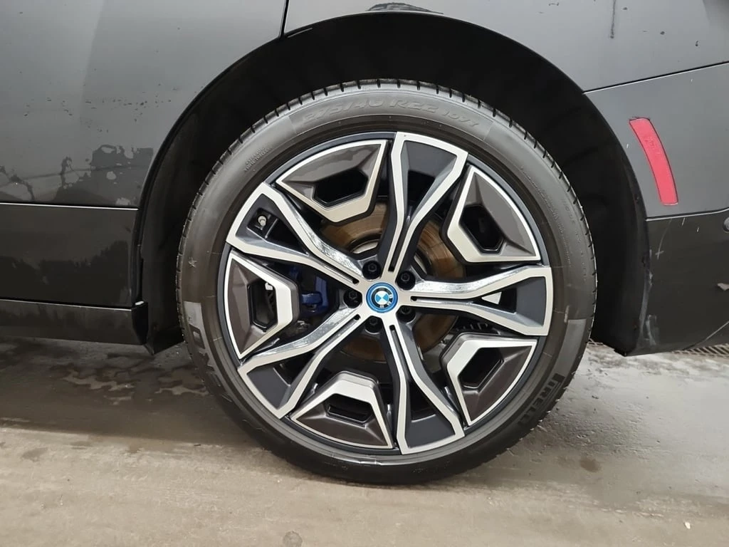 BMW iX * XDRIVE50 * CARFAX *  - изображение 6
