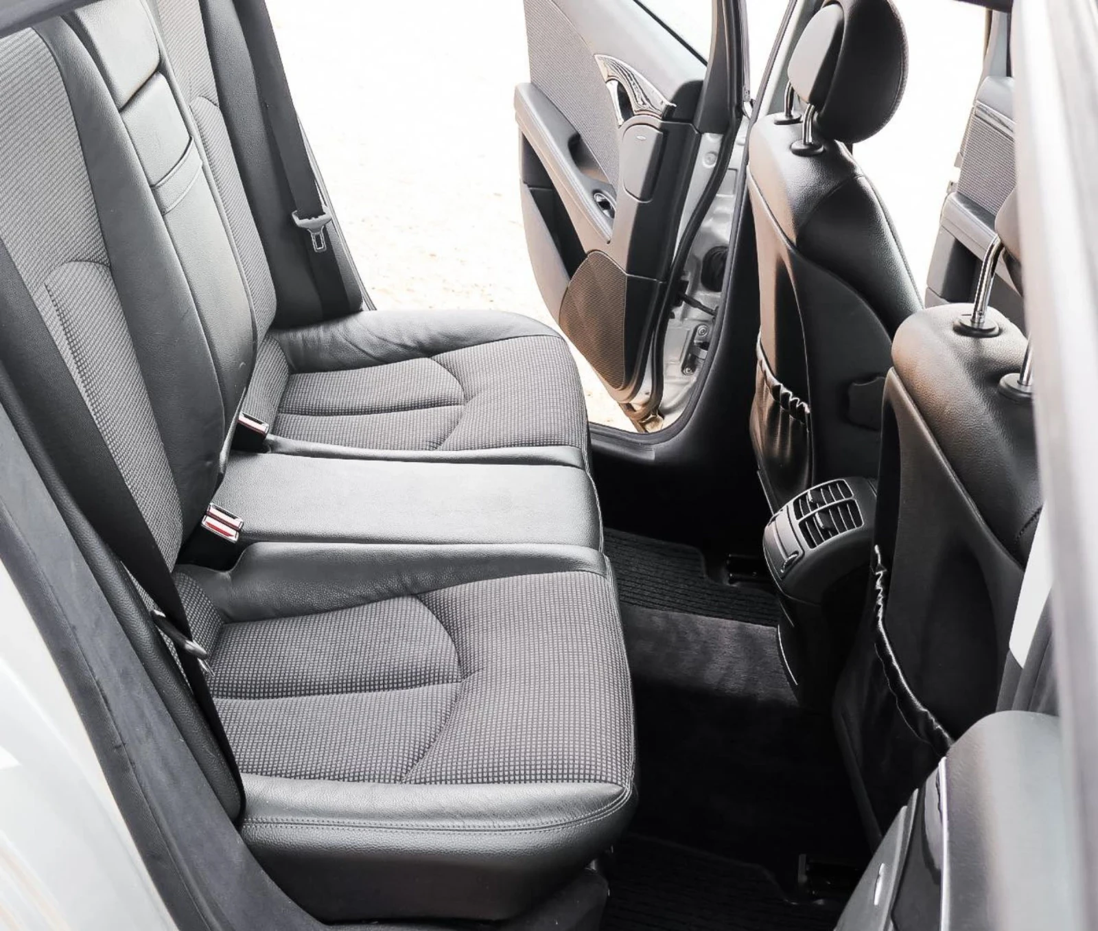 Mercedes-Benz E 320 Avangarde redovi | Mobile.bg � ����������� 13