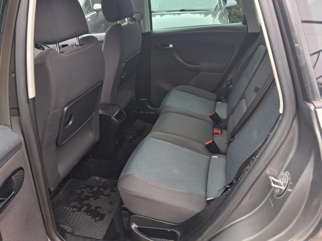 Seat Altea XL , снимка 9 - Автомобили и джипове - 54034097