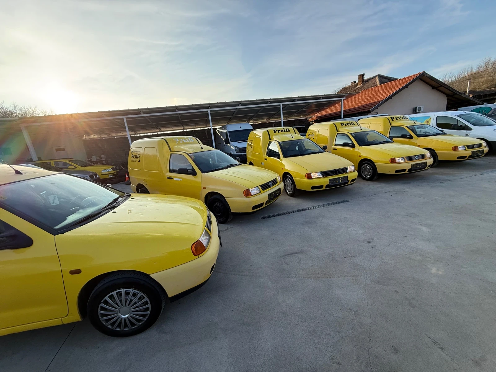 VW Caddy 1.9SDI 5 БРОЯ, снимка 3 - Автомобили и джипове - 54069085