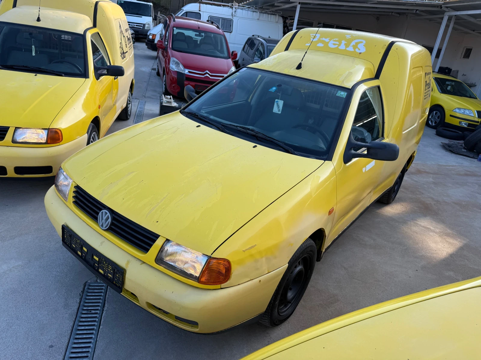 VW Caddy 1.9SDI 5 БРОЯ, снимка 5 - Автомобили и джипове - 54069085