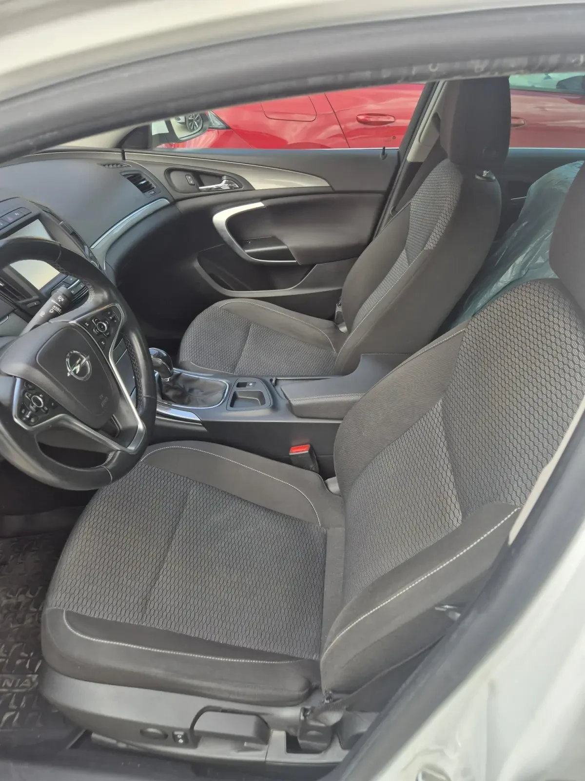 Opel Insignia drive, снимка 14 - Автомобили и джипове - 54597461