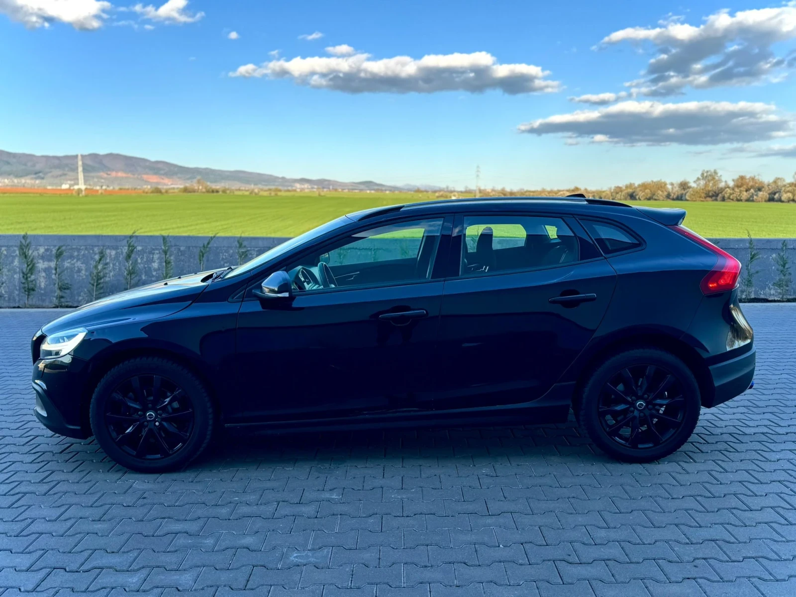 Volvo V40 Cross Country БАРТЕР/ЛИЗИНГ, снимка 5 - Автомобили и джипове - 54598981