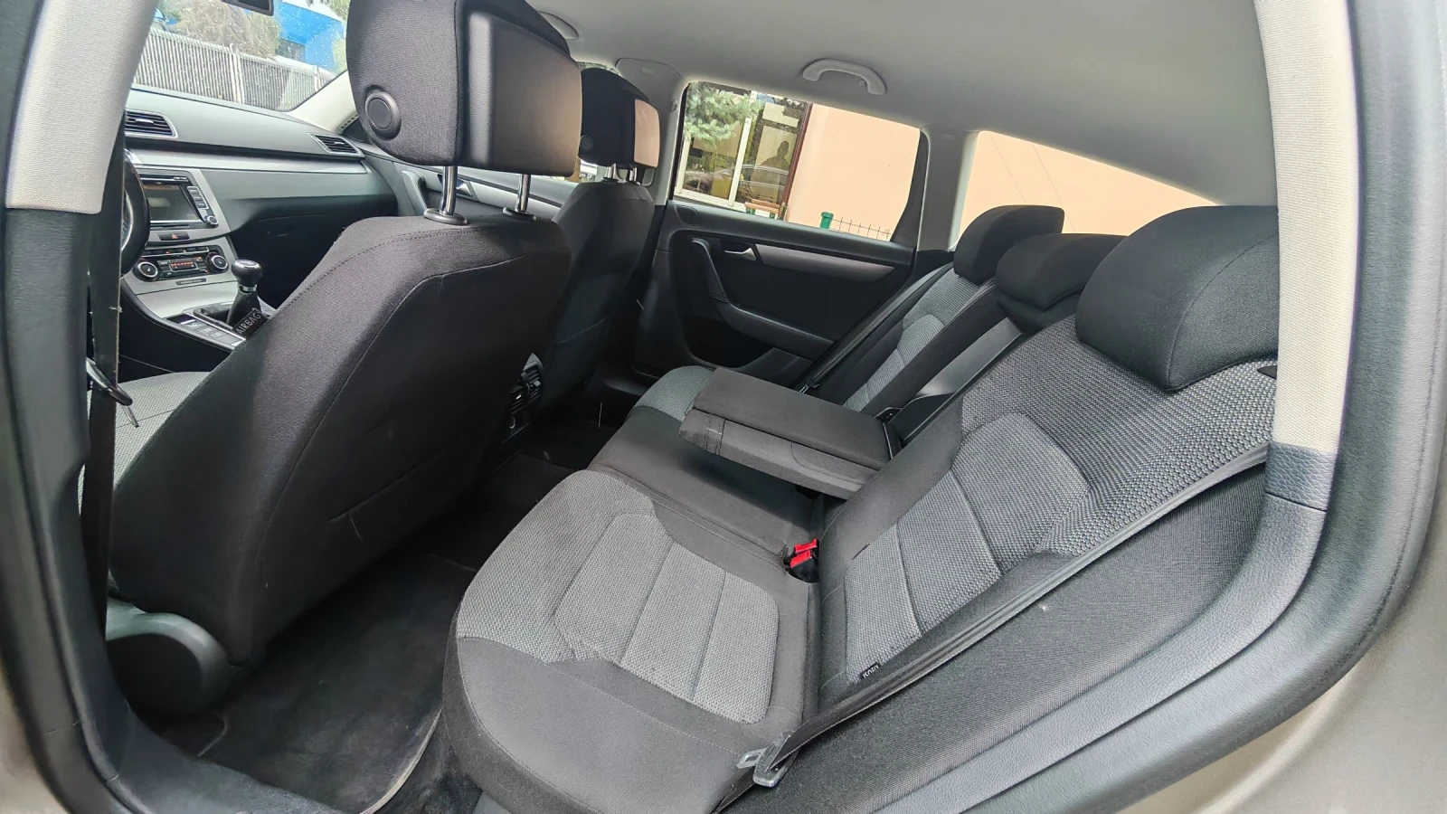 VW Passat B7 1.8TSI 160hp, снимка 13 - Автомобили и джипове - 55136678