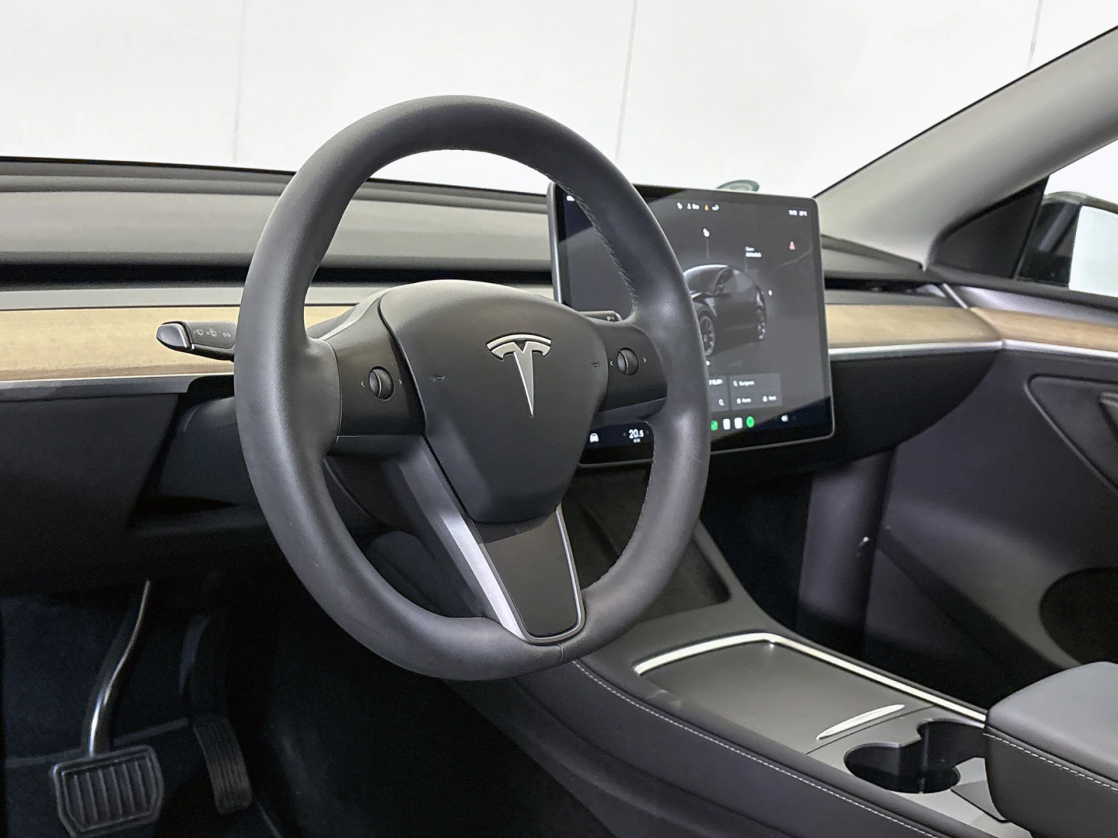 Tesla Model Y Long Range Dual Motor  46650 KM, снимка 11 - Автомобили и джипове - 55630602