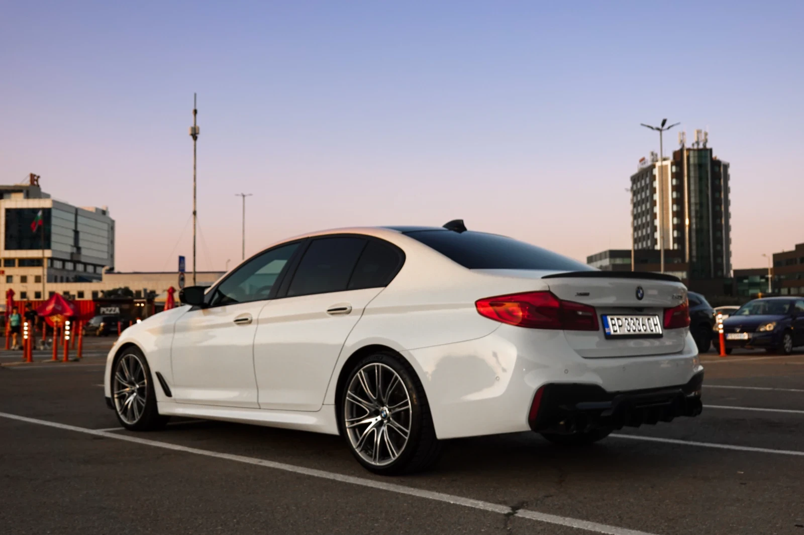 BMW 540 TOP/FULL/4x4, снимка 4 - Автомобили и джипове - 55647012